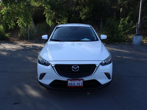Used 2018 MAZDA CX-3 Sport FWD image 2