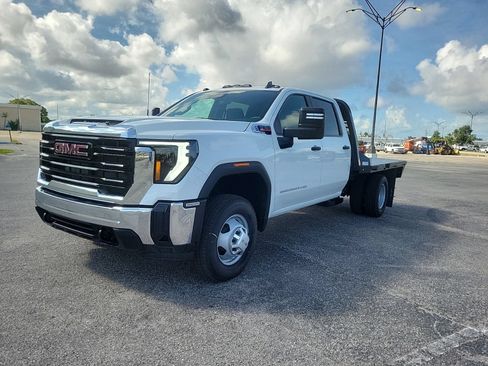 New 2026 GMC Sierra 3500 Pro w/ Convenience Package AWD/4WD image 2