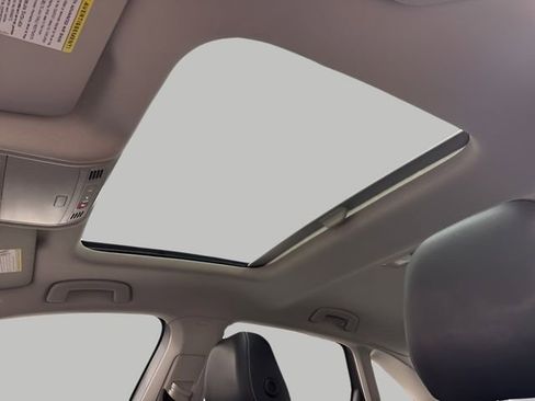 Used 2022 Volkswagen Jetta SE image 20