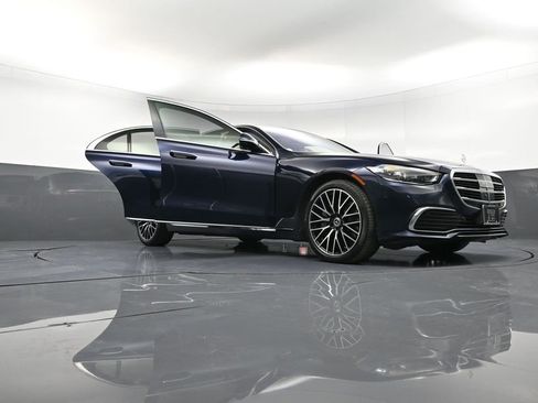 Used 2022 Mercedes-Benz S 500 4MATIC image 40