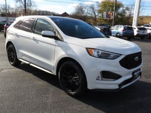 Certified 2022 Ford Edge ST-Line image 1