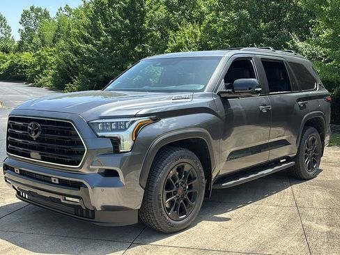 New 2026 Toyota Sequoia Limited w/ TRD Off-Road Package AWD/4WD image 2