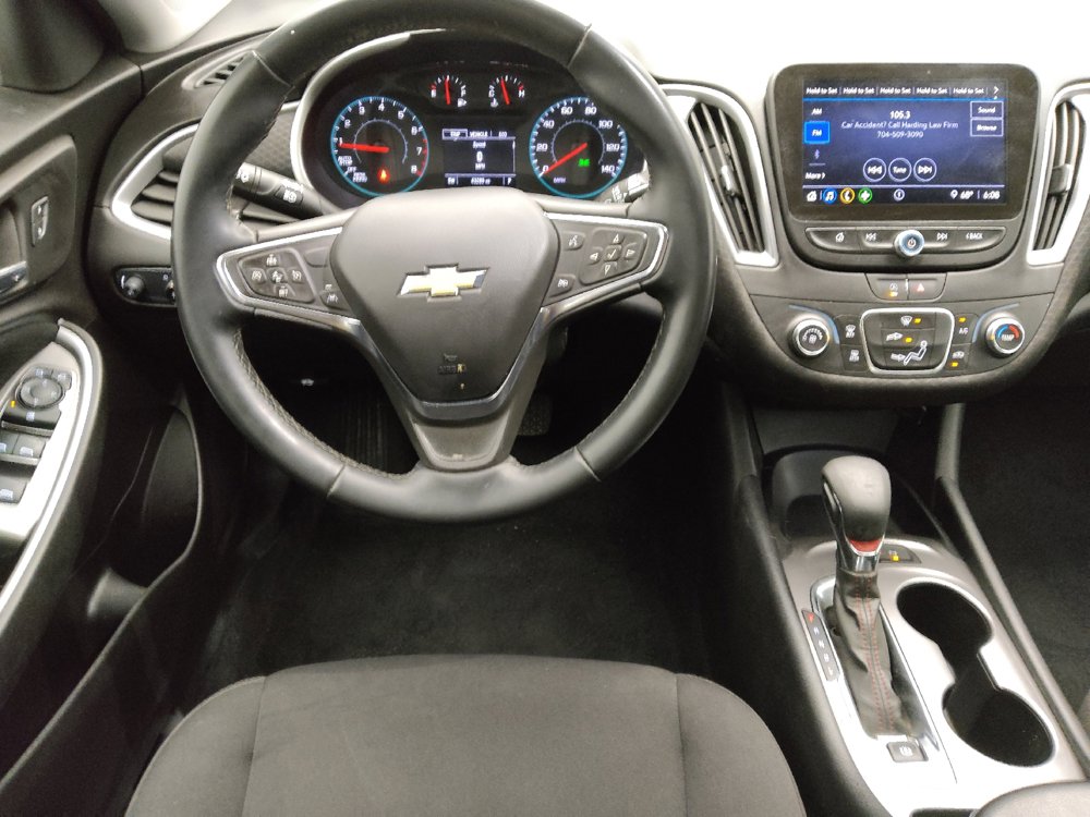 Used 2025 Chevrolet Malibu RS FWD image 22