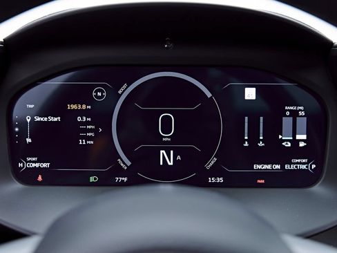 Used 2026 McLaren Artura RWD image 75