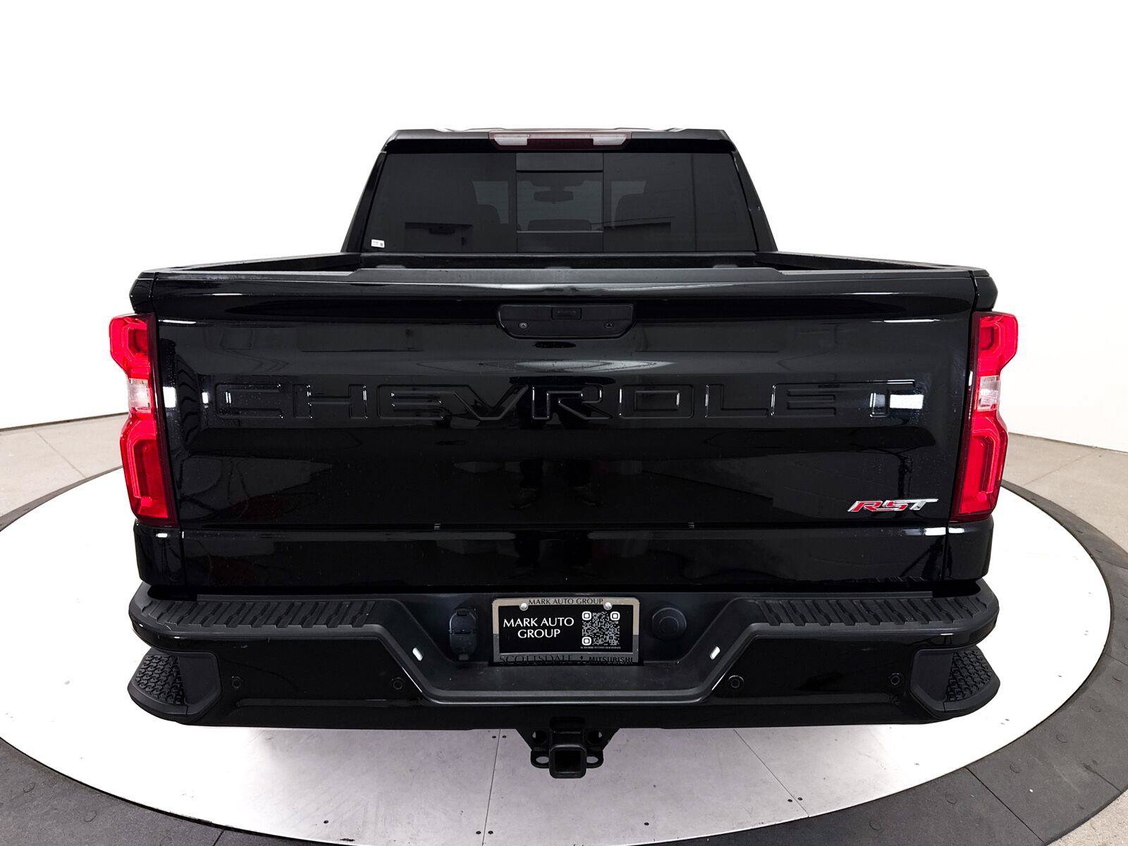Used 2021 Chevrolet Silverado 1500 RST w/ Convenience Package II AWD/4WD image 18