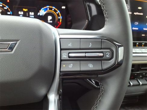 New 2026 Chevrolet Colorado ZR2 w/ Technology Package image 14