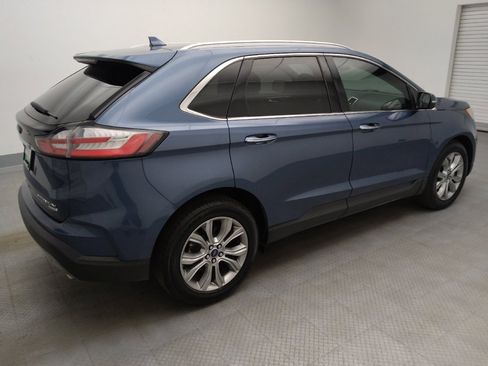 Used 2019 Ford Edge Titanium FWD image 11