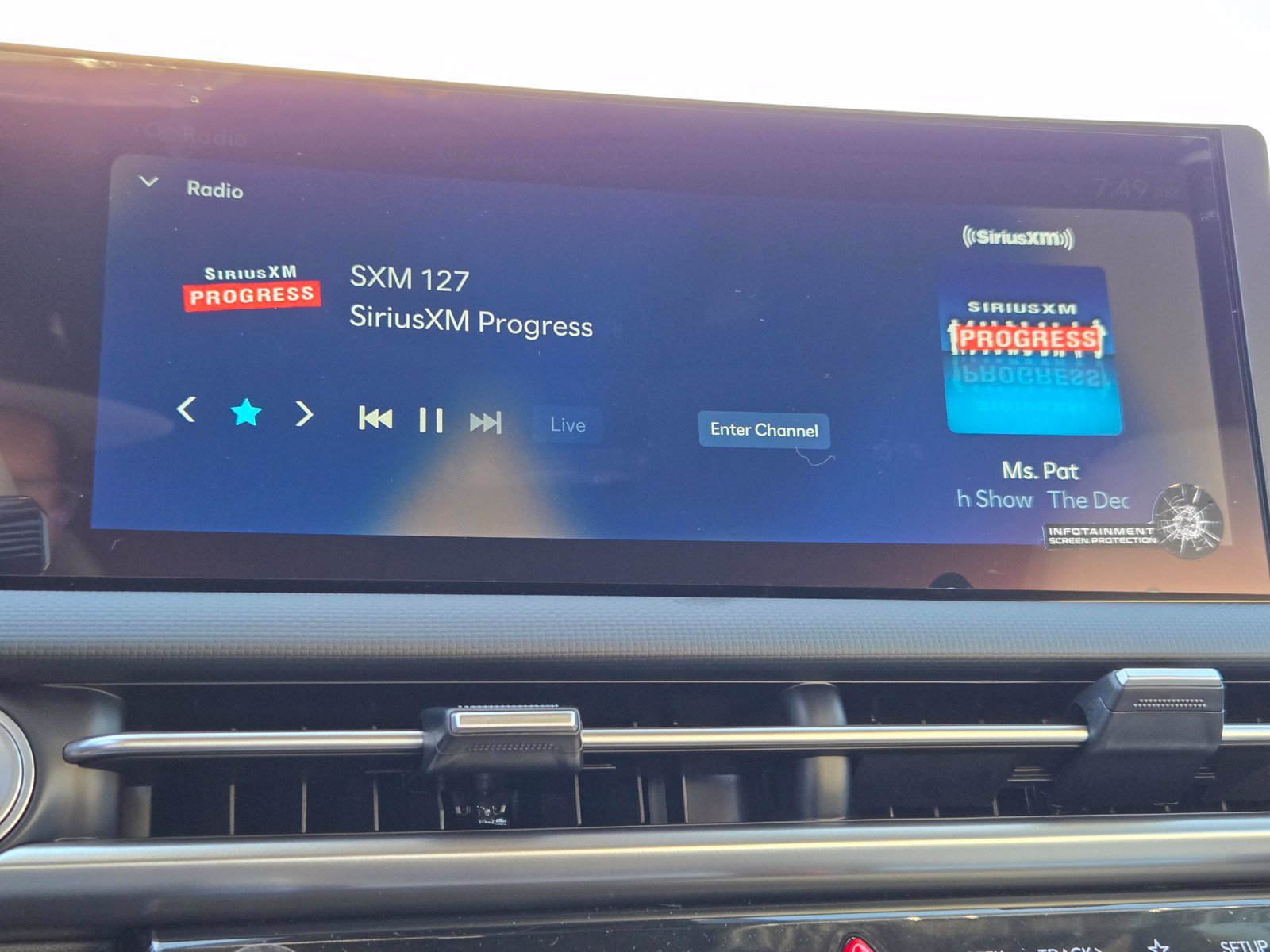 New 2027 Hyundai Santa Cruz SEL FWD image 10