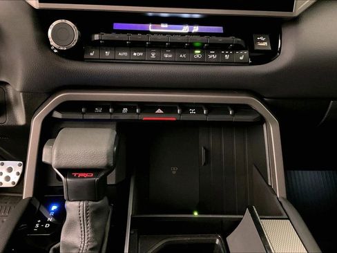 Used 2025 Toyota Sequoia Limited w/ TRD Off-Road Package AWD/4WD image 15