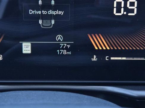 New 2026 Kia Sportage EX FWD image 10
