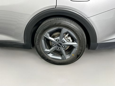 Used 2025 Kia K4 LXS image 11