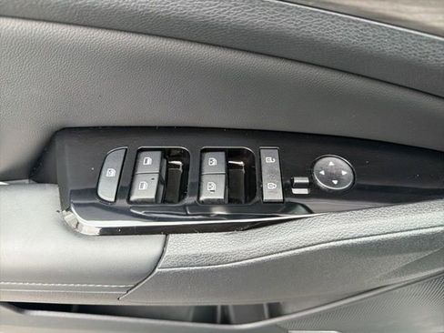 Used 2023 Kia Sportage X-Line AWD/4WD image 17
