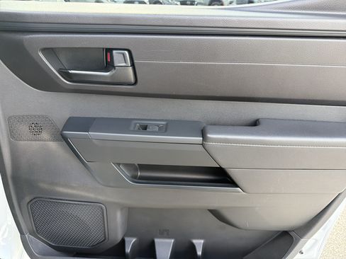 Certified 2025 Toyota Tundra SR AWD/4WD image 27