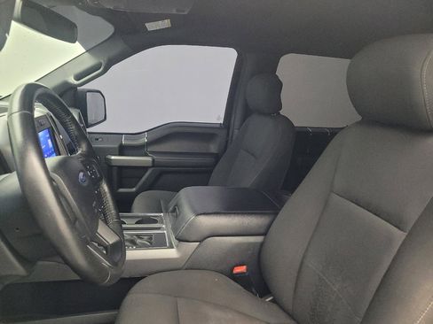 Used 2019 Ford F150 XLT w/ Equipment Group 302A Luxury AWD/4WD image 17
