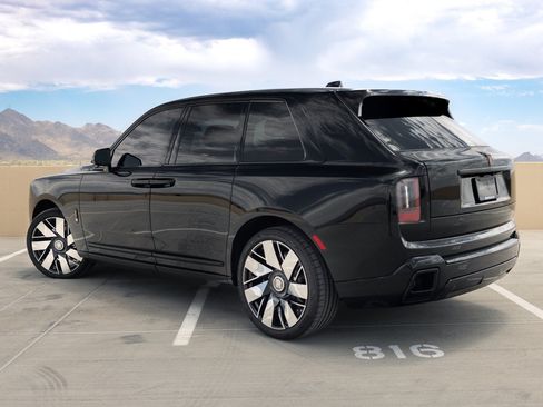 Used 2026 Rolls-Royce Cullinan AWD/4WD image 7