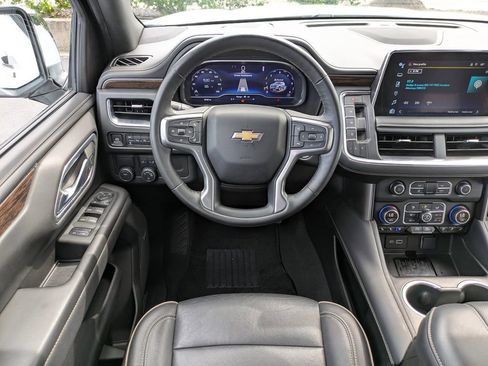 Certified 2024 Chevrolet Suburban Premier image 19