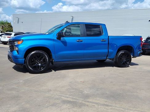 Used 2022 Chevrolet Silverado 1500 Custom w/ LPO, Dark Essentials Package RWD image 3