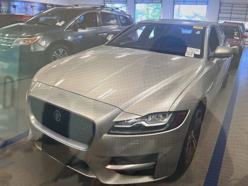 Used 2017 Jaguar XF R-Sport AWD/4WD image 1