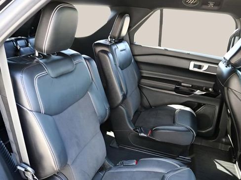 Used 2022 Ford Explorer ST w/ ST Street Pack image 18