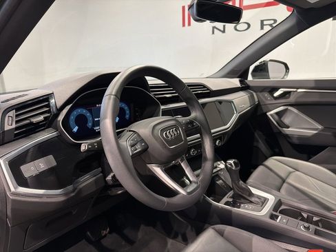 Used 2025 Audi Q3 2.0T Premium image 9
