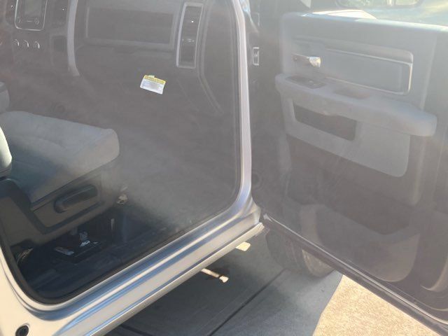 Used 2018 RAM 3500 Tradesman w/ Power & Remote Entry Group RWD image 10