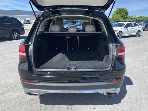 Used 2019 Mercedes-Benz GLC 300 4MATIC image 11