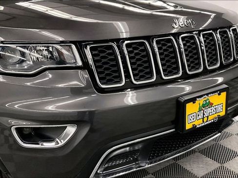 Used 2017 Jeep Grand Cherokee Limited AWD/4WD image 33