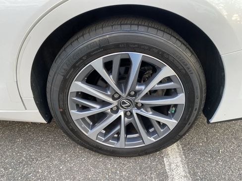 Used 2022 Lexus ES 350 image 18