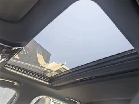 Used 2025 Mercedes-Benz C 43 AMG AMG C 43 image 26