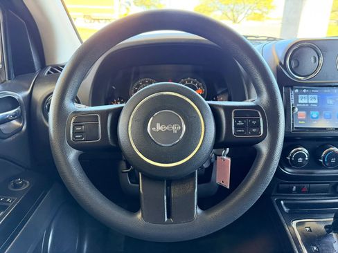 Used 2016 Jeep Compass Sport w/ Power Value Group image 10