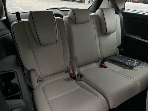 New 2026 Honda Odyssey Touring image 38