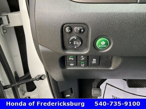 Certified 2023 Honda Passport TrailSport image 40