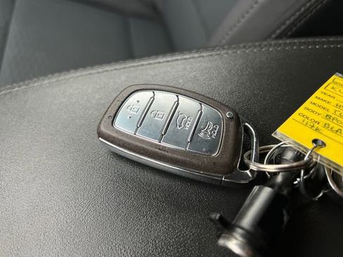 Used 2019 Hyundai Tucson Sport image 32