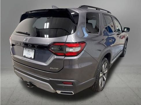 Certified 2023 Honda Pilot Elite image 6