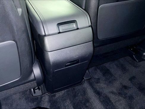 Used 2025 Hyundai Santa Fe Calligraphy AWD/4WD image 32