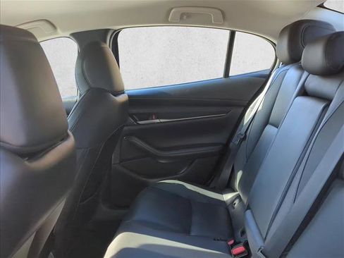 Used 2025 MAZDA MAZDA3 s image 17