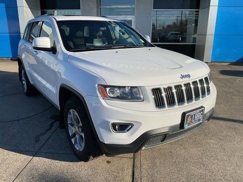 Used 2014 Jeep Grand Cherokee Laredo w/ Security & Convenience Group image 2
