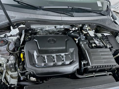 Used 2024 Volkswagen Tiguan S image 32