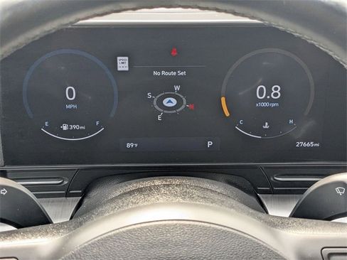 Used 2024 Hyundai Kona Limited image 18