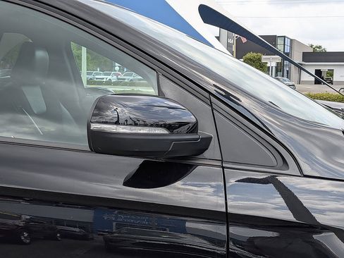 Used 2022 Ford Edge ST AWD/4WD image 11