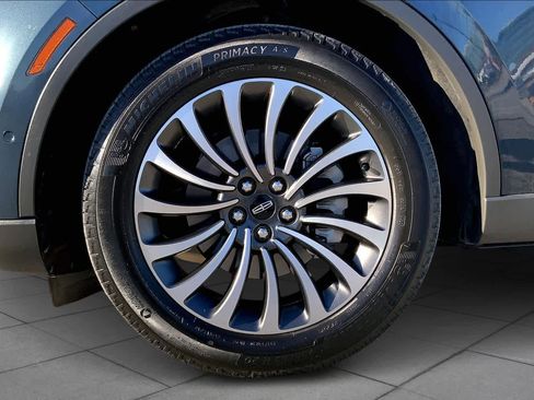 Used 2022 Lincoln Aviator Reserve w/ Equipment Group 201A image 10