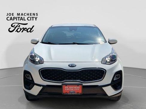 Used 2021 Kia Sportage LX AWD/4WD image 9