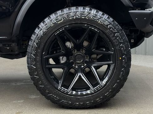 Used 2024 Ford Bronco Wildtrak AWD/4WD image 9