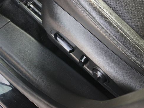 Used 2020 Buick Encore GX Essence w/ Experience Buick Package image 16