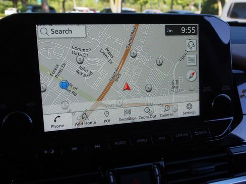 Used 2025 Nissan Pathfinder Platinum FWD image 33