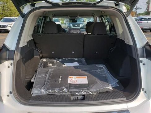 New 2026 Nissan Rogue SV image 9