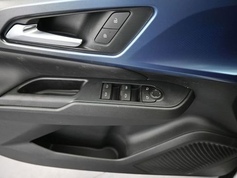 New 2026 Chevrolet Equinox EV LT image 34