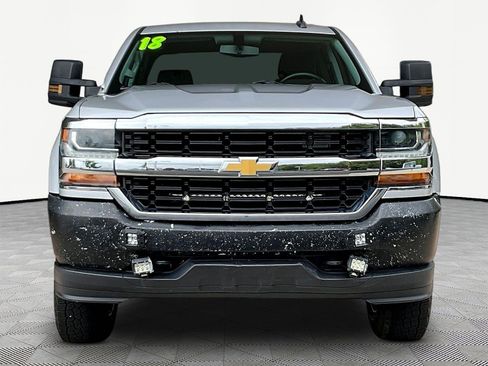 Used 2018 Chevrolet Silverado 1500 LT w/ All Star Edition AWD/4WD image 2