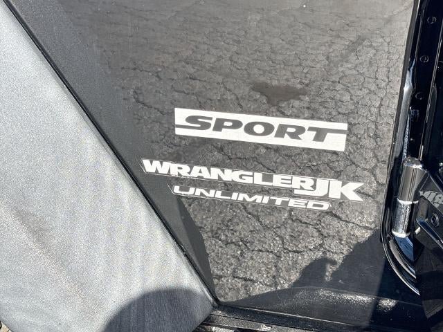 Used 2018 Jeep Wrangler Unlimited Sport AWD/4WD image 31