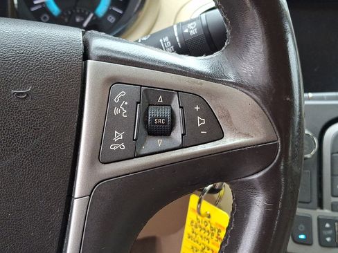Used 2013 Buick LaCrosse Leather w/ Entertainment Package FWD image 19